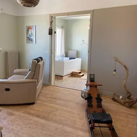 Privatif Face Riva Romantic&spa Villa *