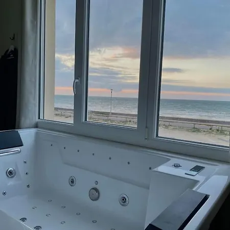 Privatif Face Riva Romantic&spa * Ouistreham