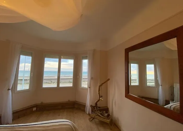 Privatif Face Riva Romantic & Вилла